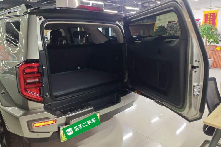 Used Tank 400 New Energy 2023 Hi4-T Super Edition Trunk