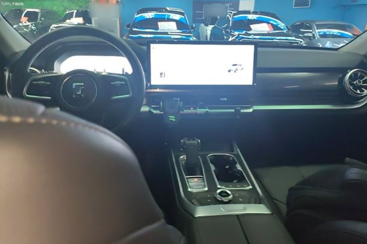Used Tank 400 New Energy 2023 Hi4-T Super Edition Center Console