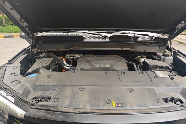 Used Tank 400 New Energy 2023 Hi4-T Super Edition Engine Bay