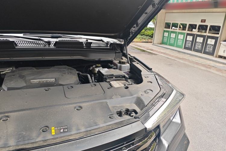Used Tank 400 New Energy 2023 Hi4-T Super Edition Engine Bay Left
