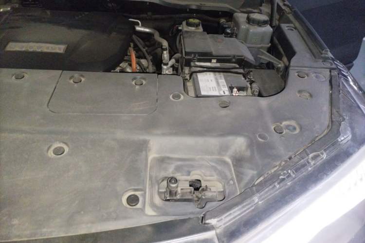 Used Tank 400 New Energy 2023 Hi4-T Super Edition Engine Bay Left