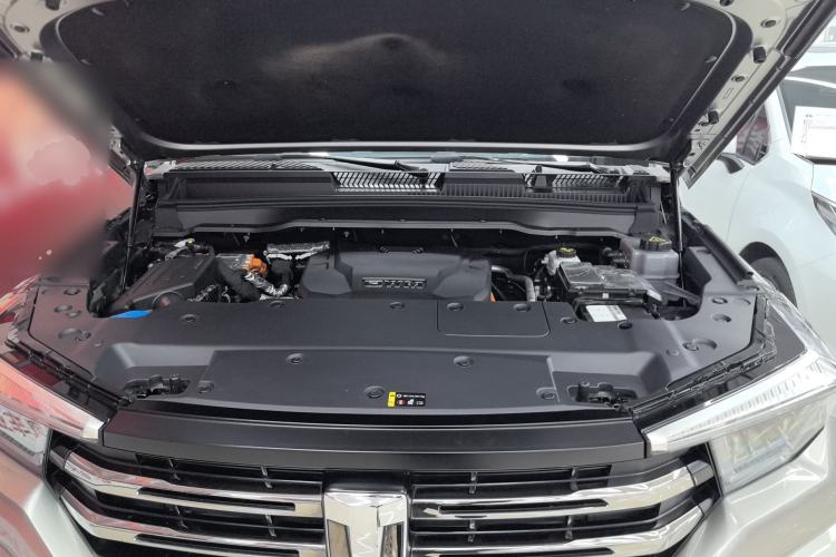 Used Tank 400 New Energy 2023 Hi4-T Super Edition Engine Bay