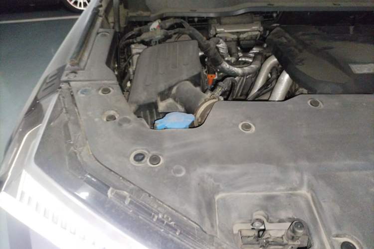 Used Tank 400 New Energy 2023 Hi4-T Super Edition Engine Bay Right