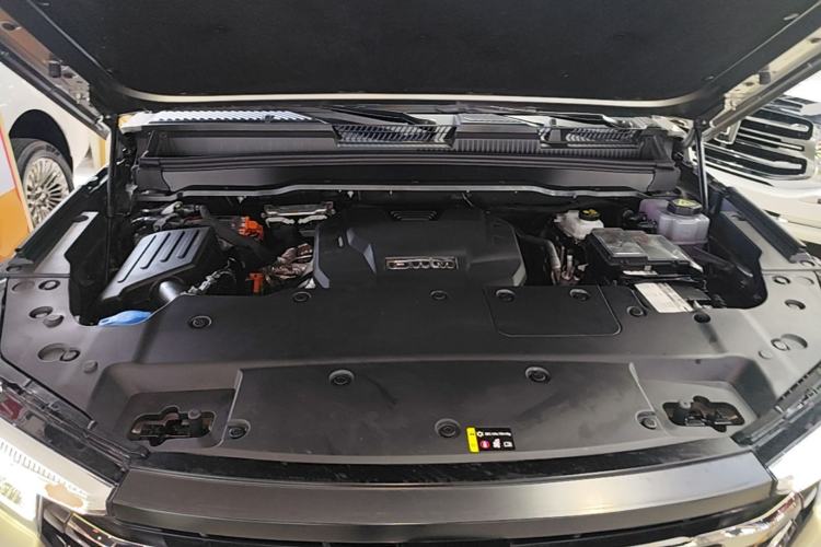 Used Tank 400 New Energy 2023 Hi4-T Super Edition Engine Bay
