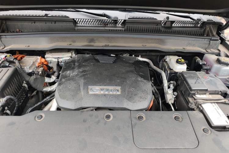 Used Tank 400 New Energy 2023 Hi4-T Functional Edition Engine Bay