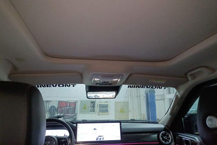 Used Tank 400 New Energy 2023 Hi4-T Super Edition Headliner