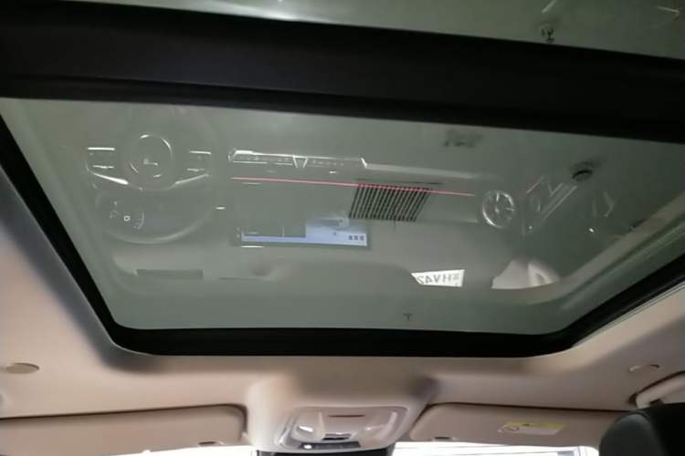 Used Tank 400 New Energy 2023 Hi4-T Super Edition Headliner