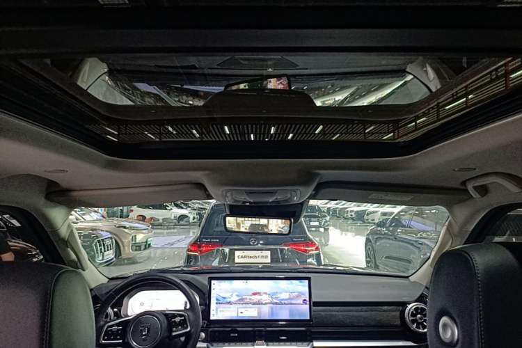 Used Tank 400 New Energy 2023 Hi4-T Super Edition Headliner