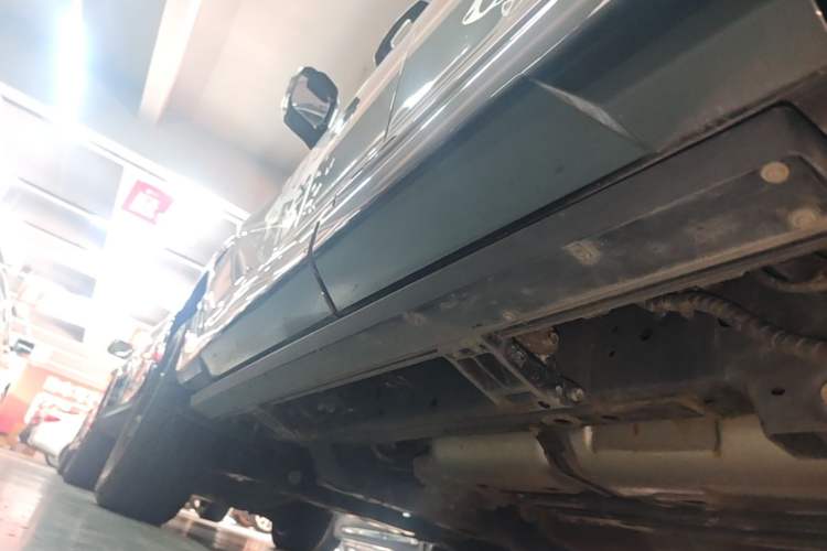 Used Tank 400 New Energy 2023 Hi4-T Super Edition Left Side Sill