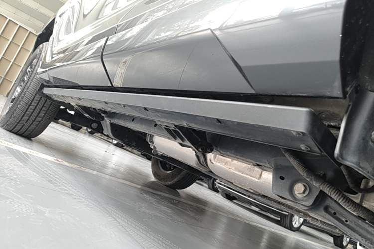 Used Tank 400 New Energy 2023 Hi4-T Super Edition Left Side Sill