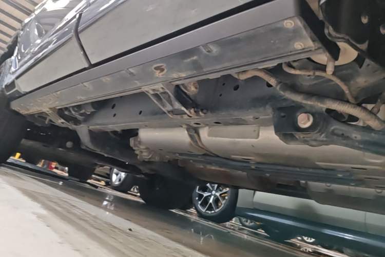 Used Tank 400 New Energy 2023 Hi4-T Super Edition Left Side Sill