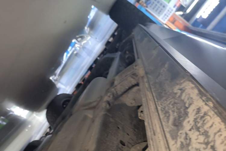 Used Tank 400 New Energy 2023 Hi4-T Super Edition Left Side Sill