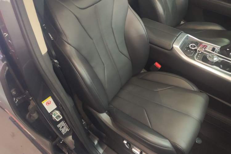 Used Tank 400 New Energy 2023 Hi4-T Super Edition Right Front Seat