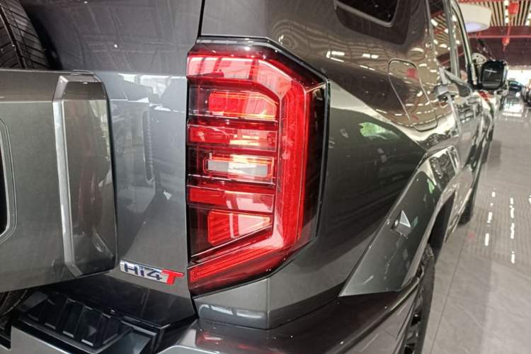 Used Tank 400 New Energy 2023 Hi4-T Super Edition Right Rear Taillight