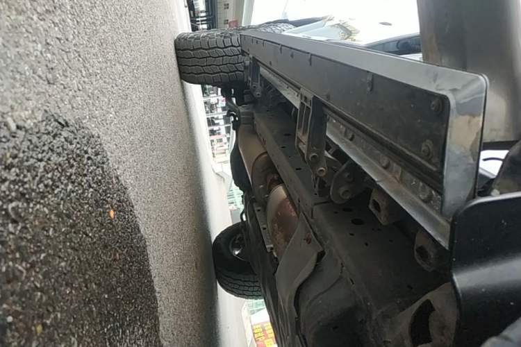 Used Tank 400 New Energy 2023 Hi4-T Super Edition Right Side Sill