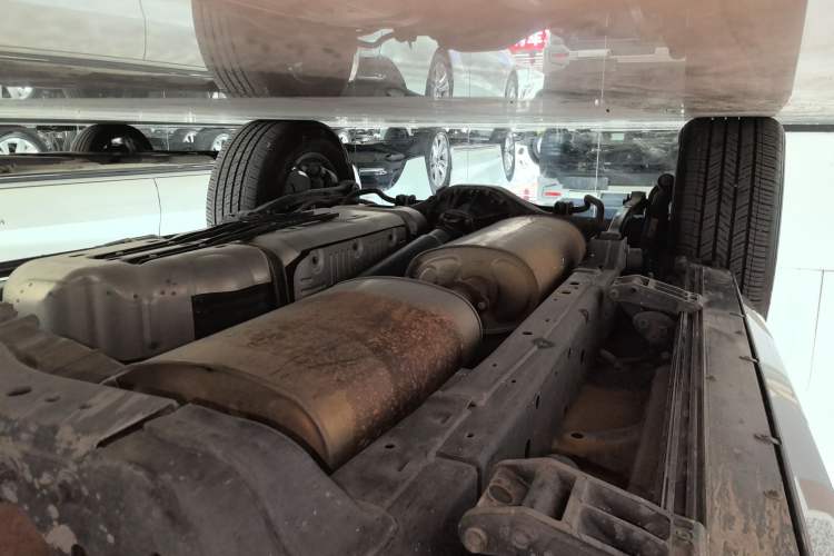 Used Tank 400 New Energy 2023 Hi4-T Super Edition Right Side Sill