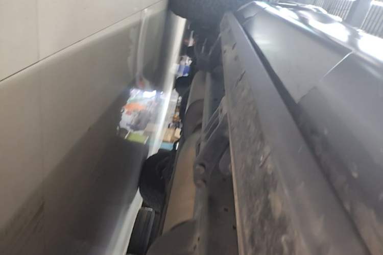 Used Tank 400 New Energy 2023 Hi4-T Super Edition Right Side Sill