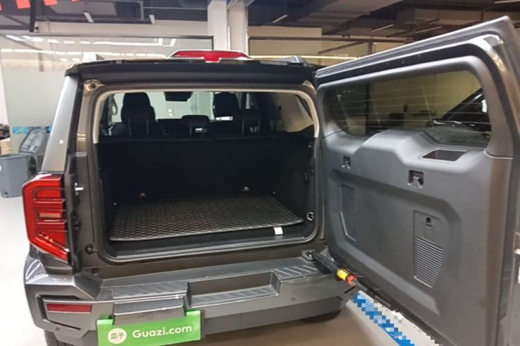 Used Tank 400 New Energy 2023 Hi4-T Super Edition Trunk