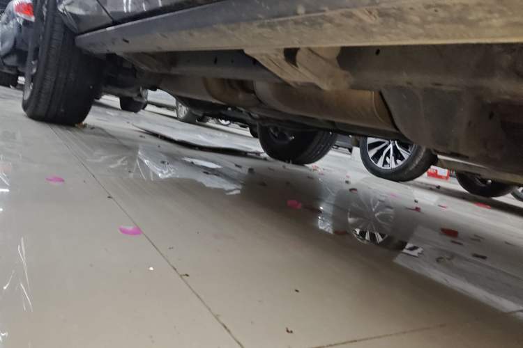 Used Tank 400 New Energy 2023 Hi4-T Super Edition Right Side Sill