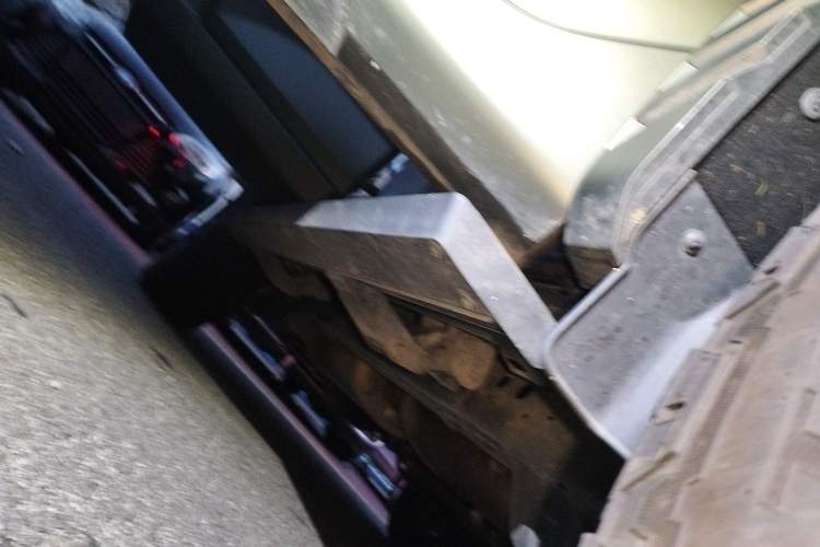Used Tank 400 New Energy 2023 Hi4-T Super Edition Right Side Sill