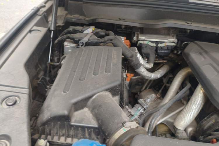 Used Tank 400 New Energy 2023 Hi4-T Super Edition Engine Bay Right