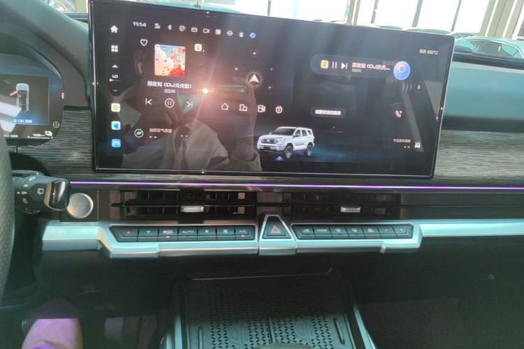 Used Tank 400 New Energy 2023 Hi4-T Super Edition Audio And AC Panel