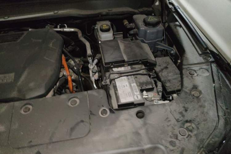 Used Tank 400 New Energy 2023 Hi4-T Functional Edition Engine Bay Left