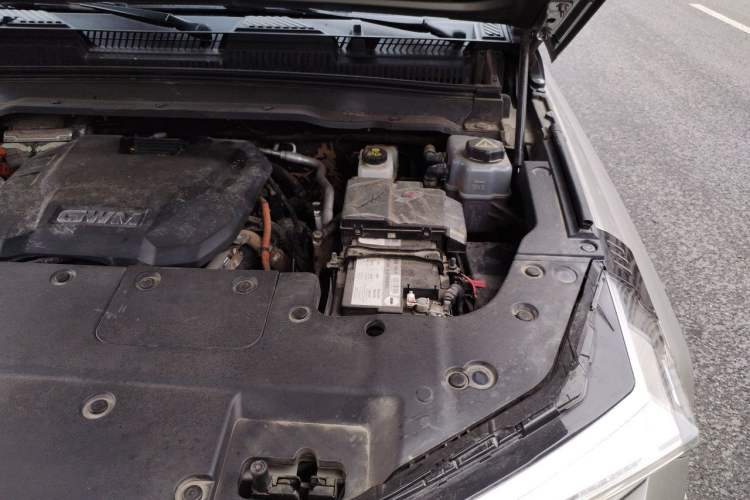 Used Tank 400 New Energy 2023 Hi4-T Super Edition Engine Bay Left