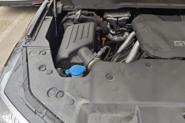 Used Tank 400 New Energy 2023 Hi4-T Super Edition Engine Bay Right