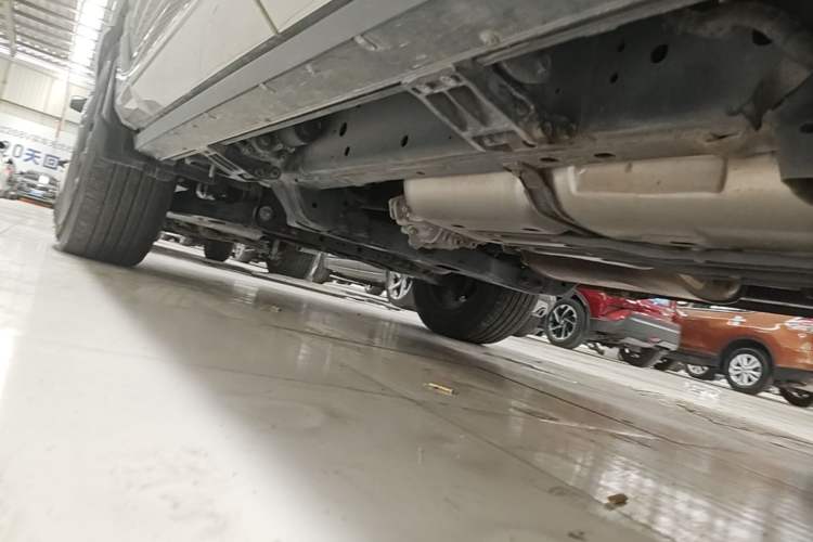 Used Tank 400 New Energy 2023 Hi4-T Super Edition Left Side Sill