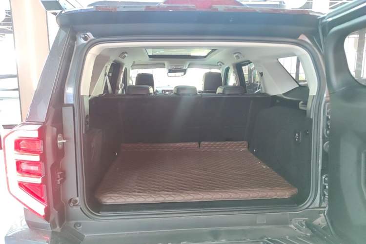 Used Tank 400 New Energy 2023 Hi4-T Super Edition Trunk