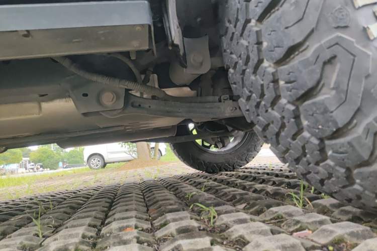 Used Tank 400 New Energy 2024 Hi4-T Off-Road Edition Chassis Rear Left