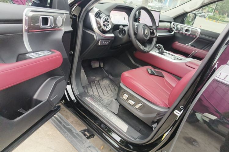 Used Tank 400 New Energy 2024 Hi4-T City Edition Driver Seat