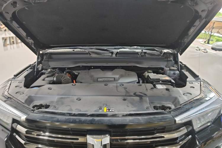 Used Tank 400 New Energy 2024 Hi4-T City Edition Engine Bay