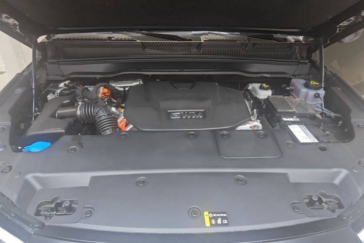 Used Tank 400 New Energy 2024 Hi4-T City Edition Engine Bay