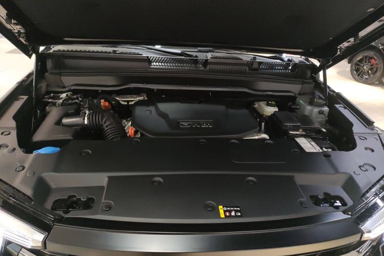 Used Tank 400 New Energy 2024 Hi4-T City Edition Engine Bay