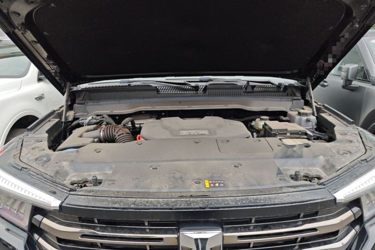 Used Tank 400 New Energy 2024 Hi4-T Off-Road Edition Engine Bay