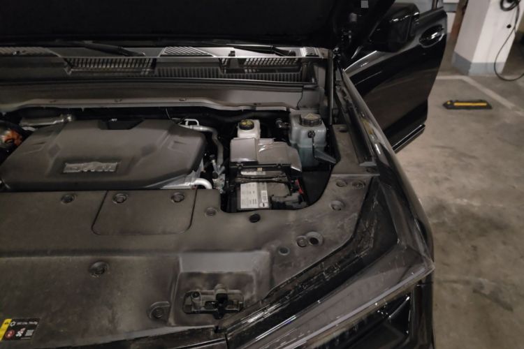 Used Tank 400 New Energy 2024 Hi4-T City Edition Engine Bay Left