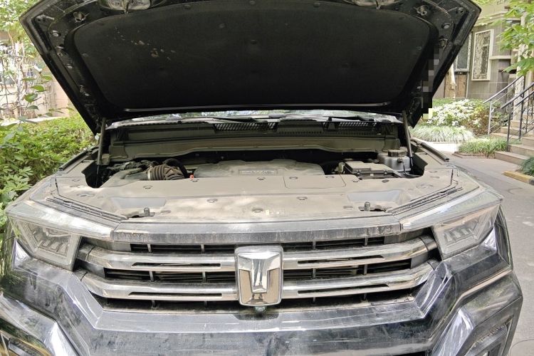 Used Tank 400 New Energy 2024 Hi4-T Off-Road Edition Engine Bay