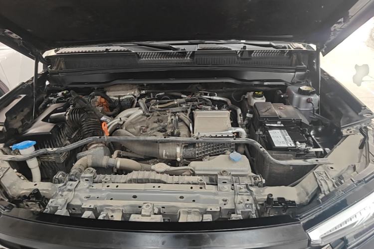 Used Tank 400 New Energy 2024 Hi4-T Off-Road Edition Engine Bay