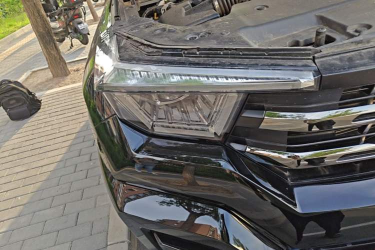 Used Tank 400 New Energy 2024 Hi4-T City Edition Engine Bay Right