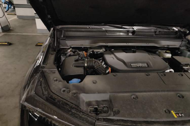 Used Tank 400 New Energy 2024 Hi4-T City Edition Engine Bay Right