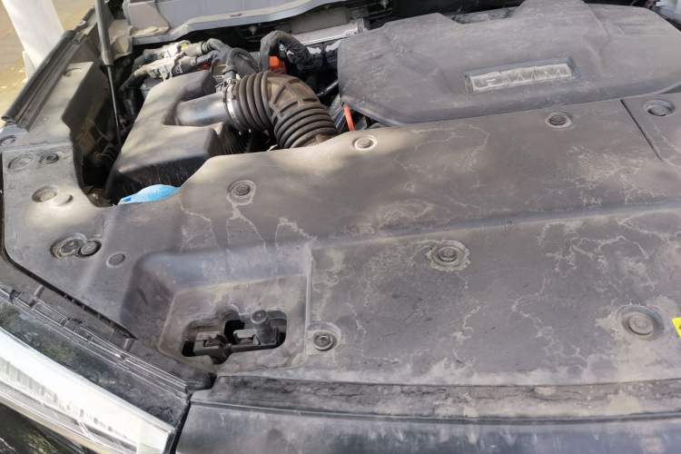 Used Tank 400 New Energy 2024 Hi4-T Off-Road Edition Engine Bay Right