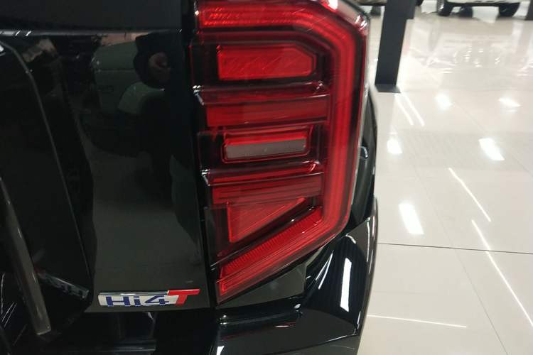 Used Tank 400 New Energy 2024 Hi4-T Off-Road Edition Exterior 2