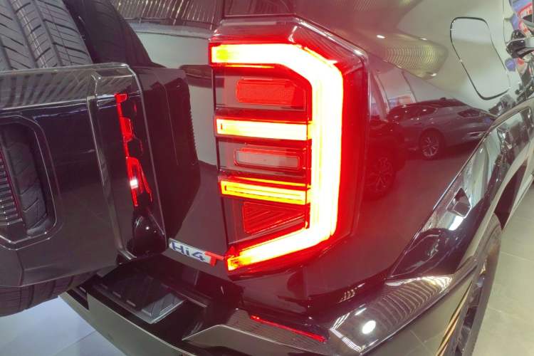 Used Tank 400 New Energy 2024 Hi4-T City Edition Exterior 3