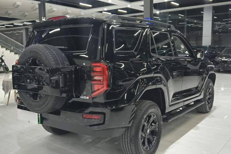 Used Tank 400 New Energy 2024 Hi4-T Off-Road Edition Exterior 5