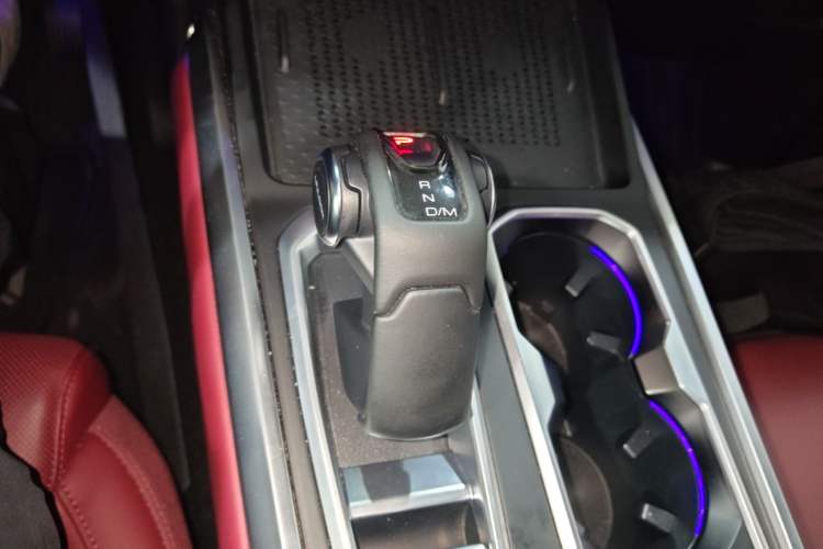 Used Tank 400 New Energy 2024 Hi4-T City Edition Gear Lever