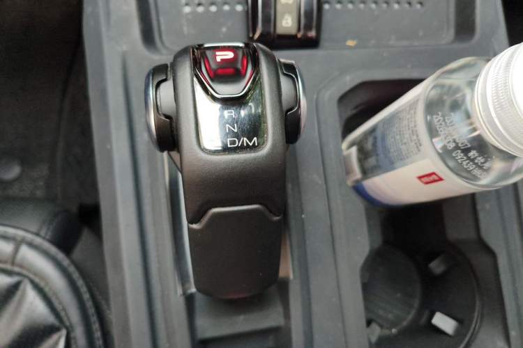 Used Tank 400 New Energy 2024 Hi4-T Off-Road Edition Gear Lever