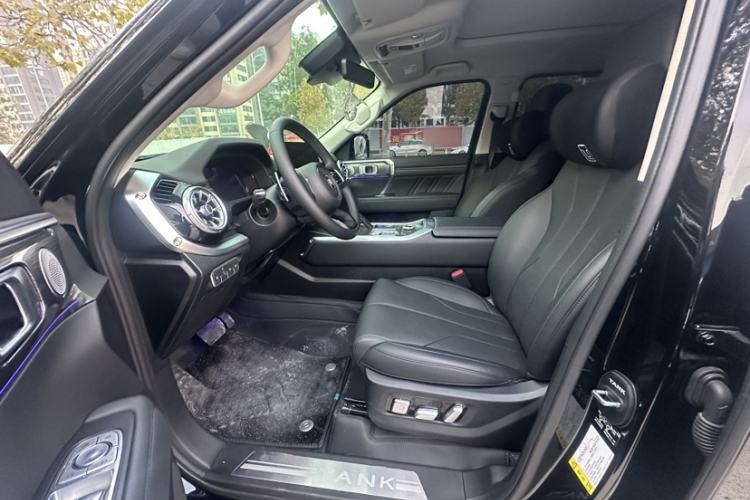 Used Tank 400 New Energy 2024 Hi4-T Off-Road Edition Interior 2