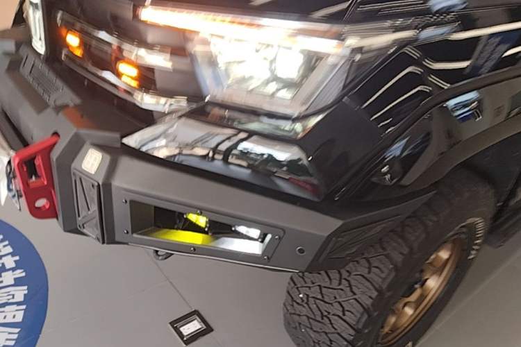 Used Tank 400 New Energy 2024 Hi4-T Off-Road Edition Left Front Headlight